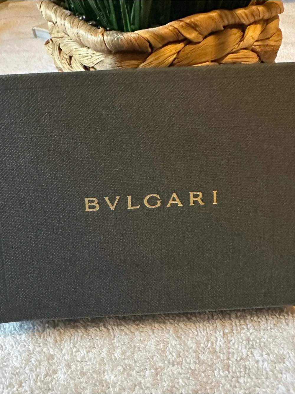 Bvlgari Black Grain Leather 3-Key Holder Case w/ Box Papers & Ribbon Auth